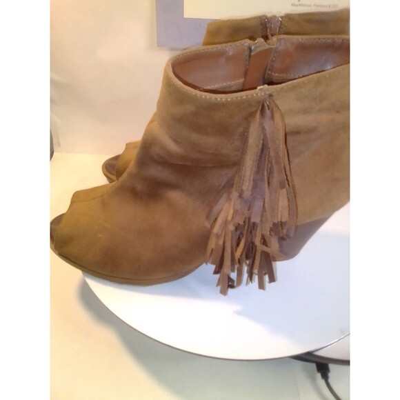 Charming Charlie ankle Boots fringe Brown Size 6 Women’s side zipper open toe - Picture 3 of 4